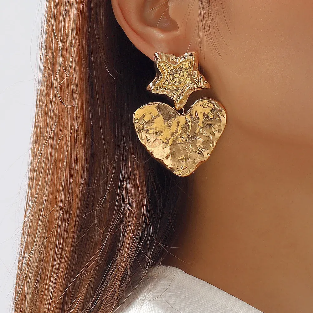Start Kissed Heart Earrings