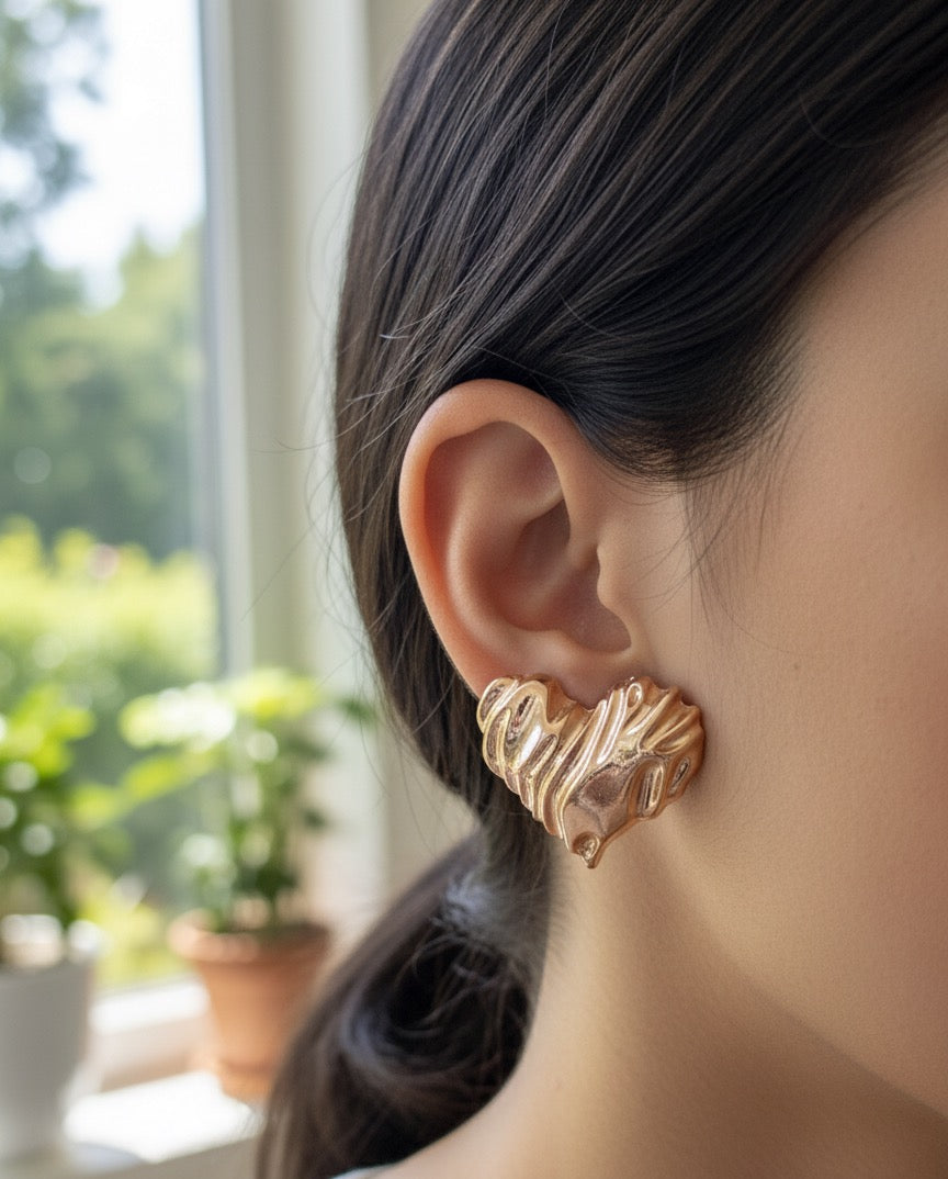 Rosée Heart Studs