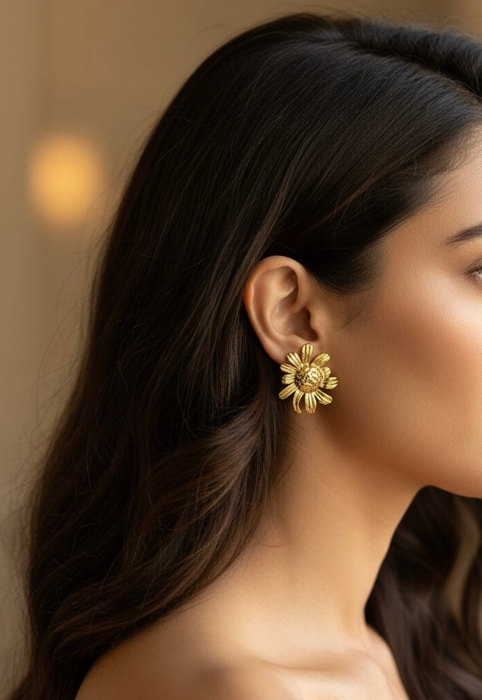 Honey Daisy Studs