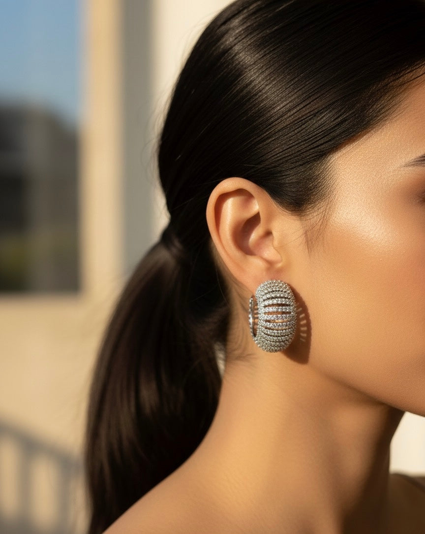 Elara Hoops